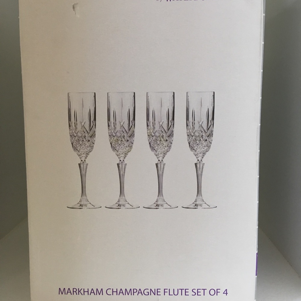 Champagne flute set of 4 NWT